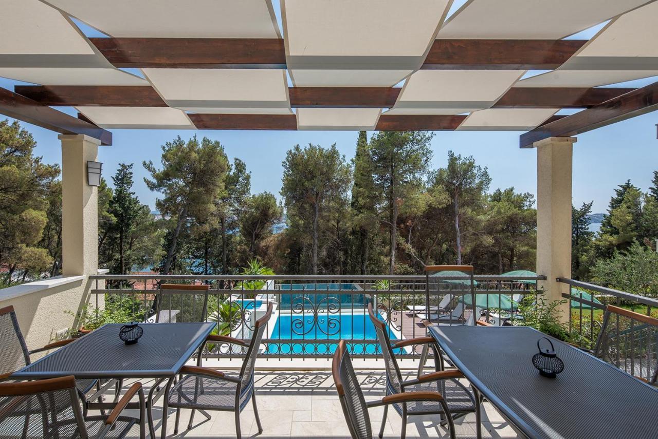 Villa Fani - Apartments In Trogir Exterior foto